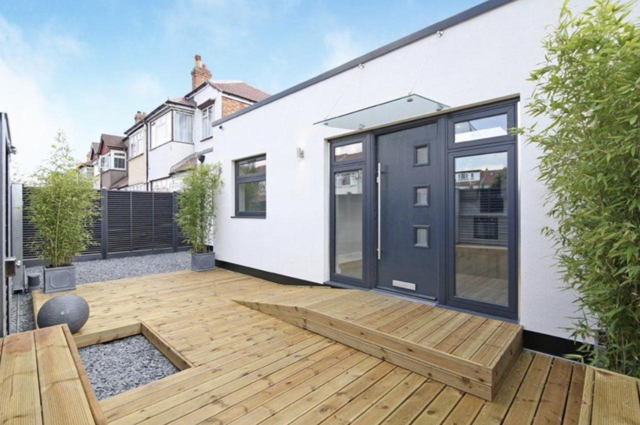 Streatham House - 2 Bedroom - Sleeps 6 - Free Wifi Streatham Vale Екстериор снимка